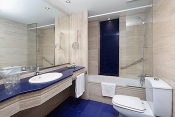 Standard Room (With extra bed)