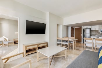 Villa Master Suite