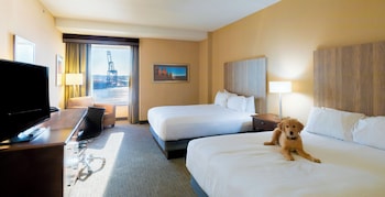Club Room, 2 Queen Beds, Non Smoking, Harbor View