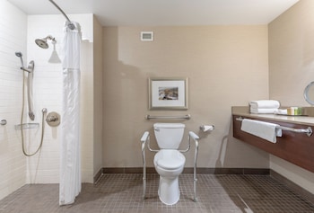 Standard Room, 1 Queen Bed, Non Smoking, Harbor View