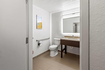 Room, 1 King Bed, Accessible, Non Smoking