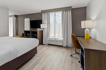 Standard Room, 2 Queen Beds, Non Smoking