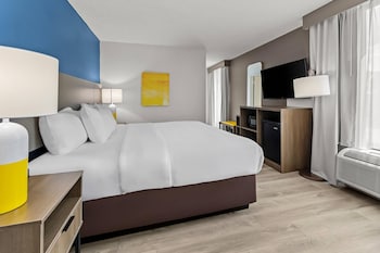 Standard Room, 1 King Bed, Non Smoking