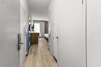 Room, 1 King Bed, Accessible, Non Smoking