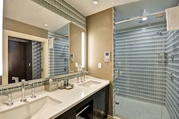King Suite, 1 Bedroom, Patio