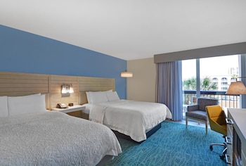 Standard Room, 2 Queen Beds (No View)