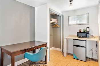 Superior Single Room, 1 King Bed, Smoking