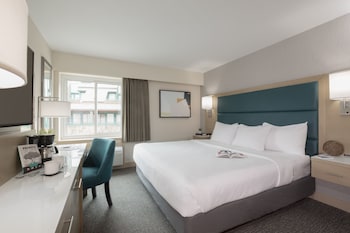 Crystal King Room