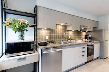 Suite, 3 Bedrooms