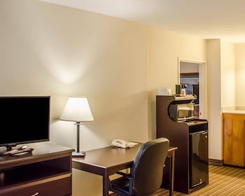 Suite, Non Smoking (2 Double beds with 2 Person Sofa bed)