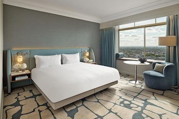 Executive Room, 1 King Bed, Club Lounge Access