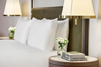 Suite, 1 King Bed (Newly Refurbed Buckingham Suite)