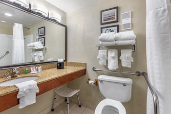 Deluxe Double Room, 2 Queen Beds, Accessible Bathtub, Non Smoking