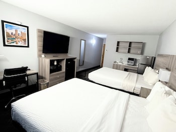 Suite, 2 Queen Beds, Non Smoking, Kitchenette