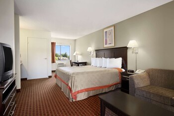 Standard Room, 1 King Bed, Smoking