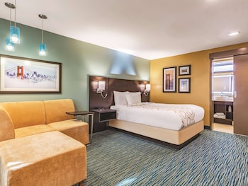Deluxe Room, 1 King Bed, Non Smoking