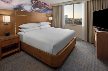 Executive Suite, 1 Bedroom, Tower (Mobility Accessible, Tub)