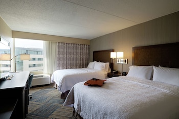 Room, 2 Queen Beds, Refrigerator