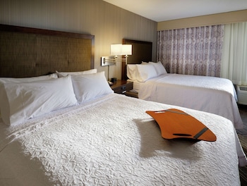Room, 2 Queen Beds, Refrigerator
