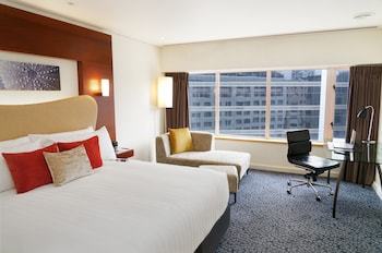 Standard Room, 1 King Bed, City View (High Floor)