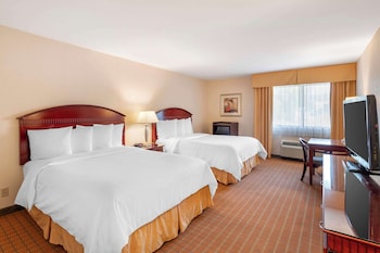 Standard Room, 2 Queen Beds, Accessible, Non Smoking
