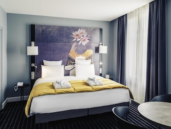 Privilege, Room, 1 King Bed