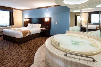 Jacuzzi-Fireplace Suite, 1 King Bed, Non-smoking