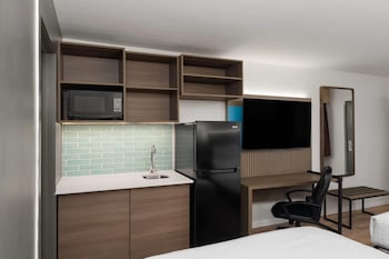 Room, 2 Queen Beds, Non Smoking