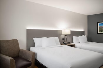 Room, 2 Queen Beds, Non Smoking