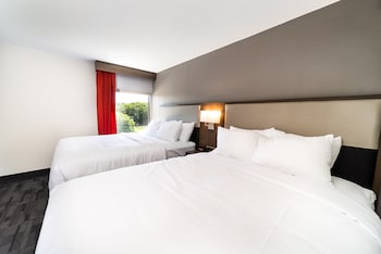 Room, 2 Queen Bed, Non Smoking