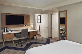 Room, 1 Queen Bed, City View