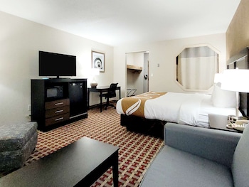 Suite, 1 King Bed, Non Smoking, Jetted Tub
