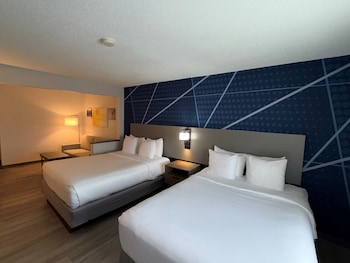 Suite, Multiple Beds, Non Smoking