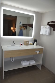 Standard Room, 2 Queen Beds, Non Smoking