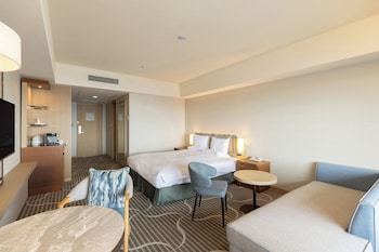 Deluxe Double Room, Non Smoking (28-33F, Skyview floor)