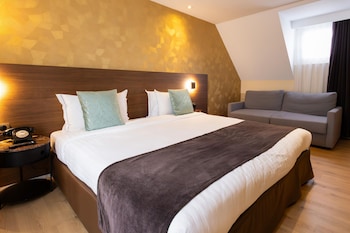 Executive Room, 1 King Bed, Non Smoking (Quiet Location;Courtyard side)