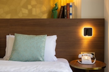 Standard Room, 1 Queen Bed, Non Smoking
