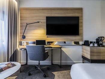 Executive Room, 1 Queen Bed