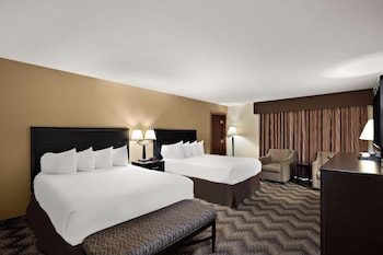 Suite, Multiple Beds, Non Smoking, Refrigerator & Microwave