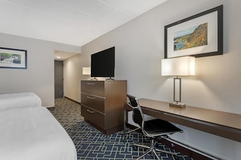 Standard Room, 2 Double Beds, Non Smoking, Refrigerator & Microwave