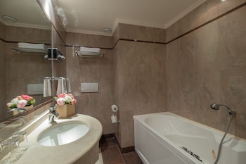 Family Quadruple Room, 2 Bedrooms, Non Smoking, Connecting Rooms