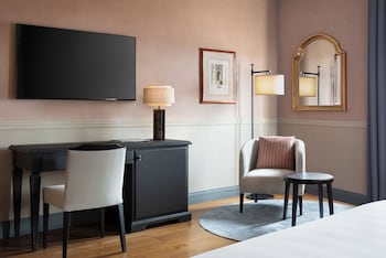 Signature Double or Twin Room (Superior)