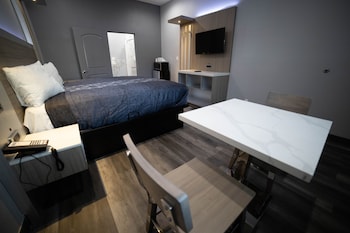 Room, 1 King Bed, Accessible, Non Smoking
