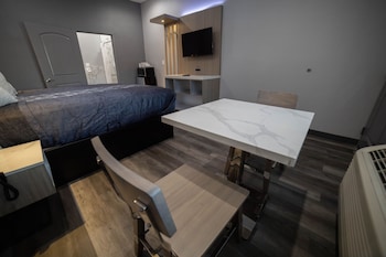 Room, 1 King Bed, Accessible, Non Smoking