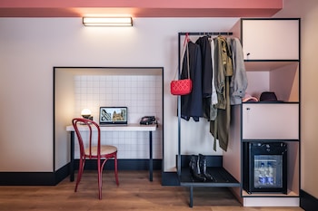 Privilege Room