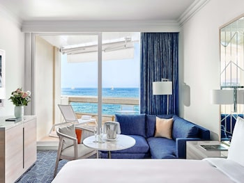 Signature sea view, One kingsize bed