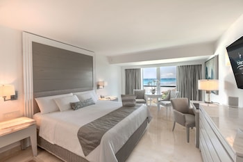 Royale Two Bedroom Presidential Suite Ocean Front