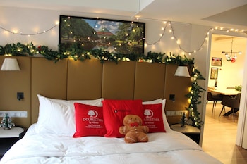 Suite (Christmas)