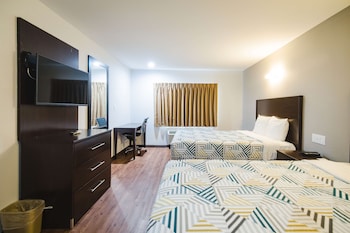 Standard Room, 2 Queen Beds, Mobility Accessible, Non Smoking (Kitchen)