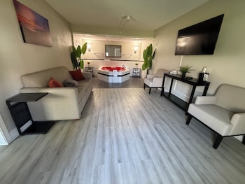 Luxury Suite, 1 King Bed with Sofa bed